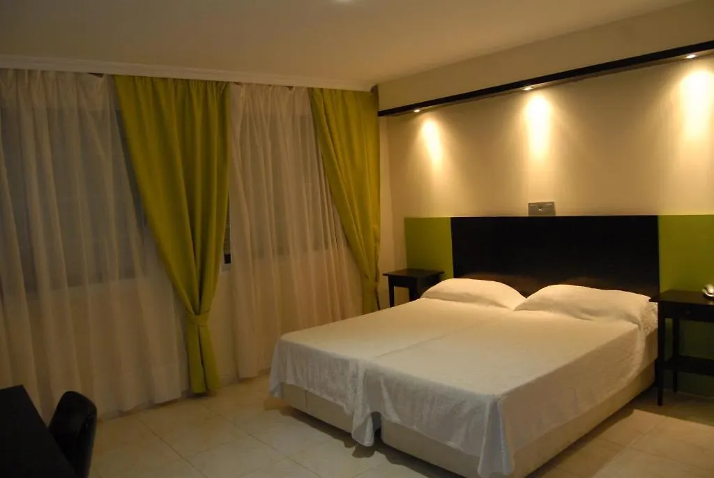 La Línea de la Concepción Hotel Miramar